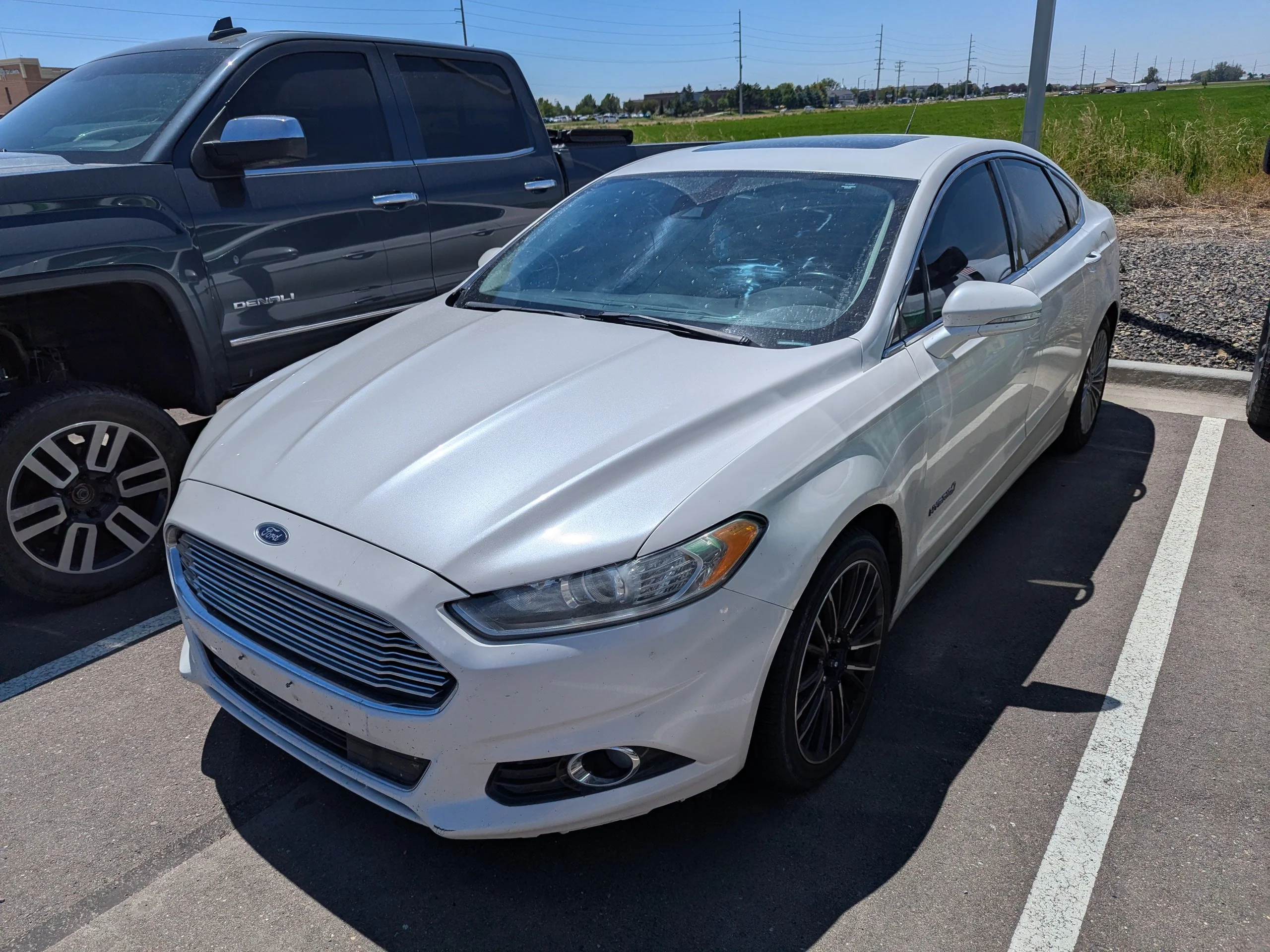 Used 2014 White Ford Titanium Hybrid image 7