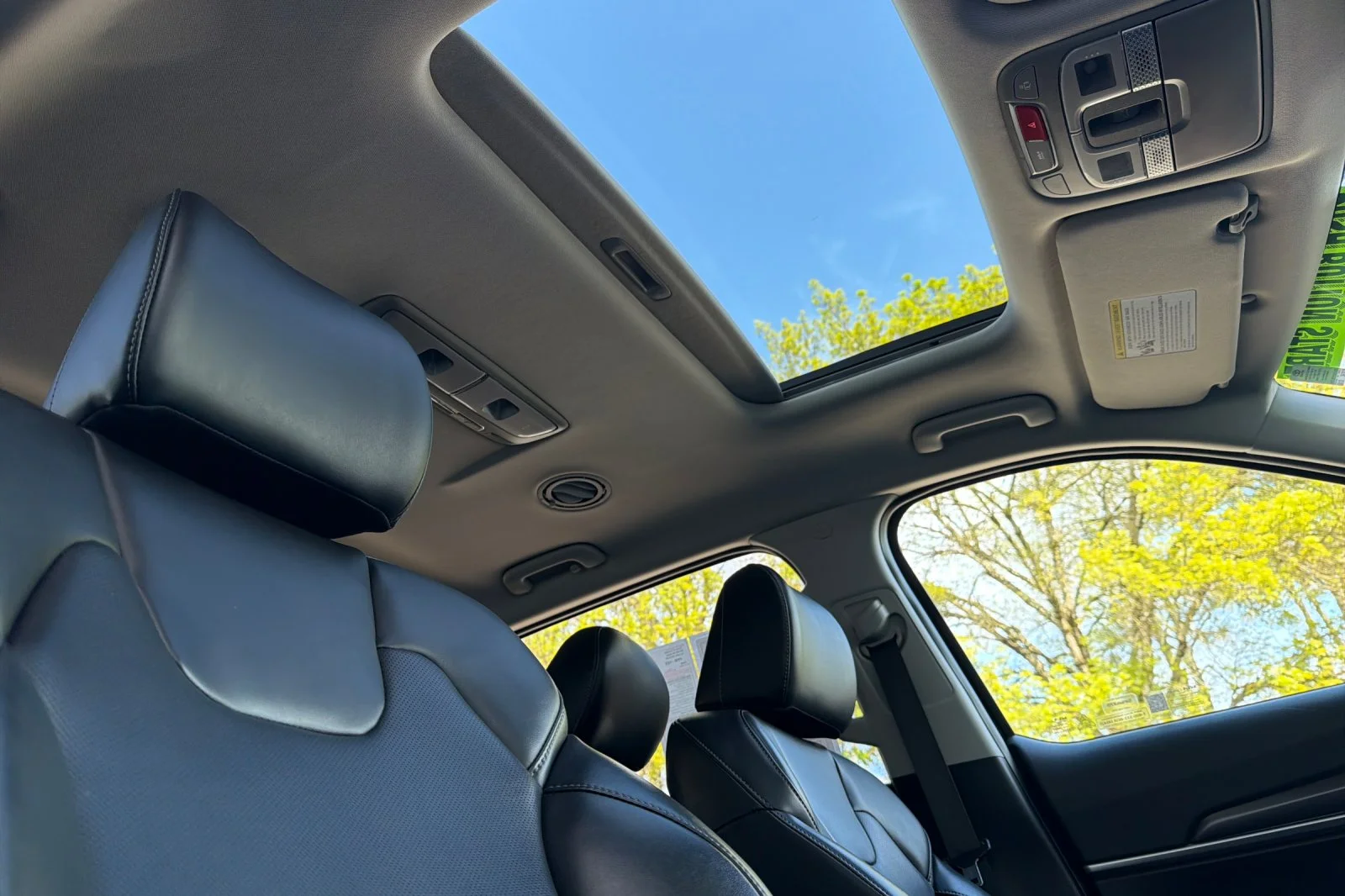 Used 2025 Ebony Black Kia S image 18
