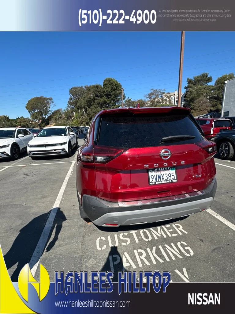 Used 2021 Red Nissan SV image 3