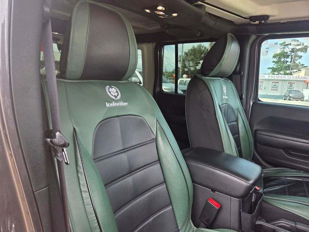 Used 2023 Gray Jeep Sport S image 23