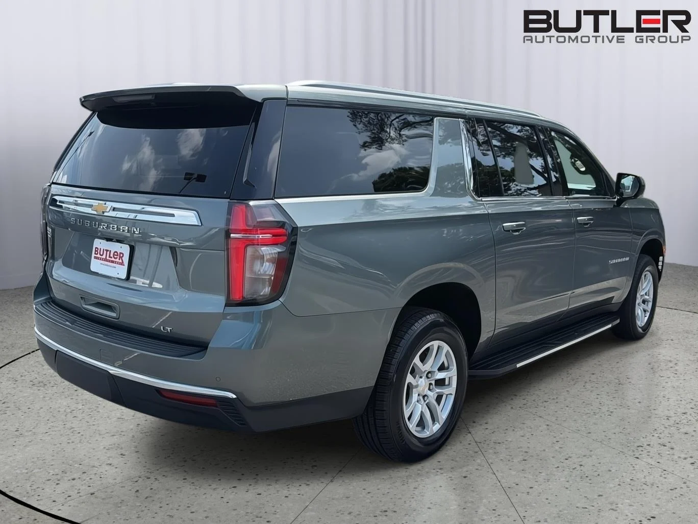 Used 2024 Silver Sage Metallic Chevrolet LT image 6