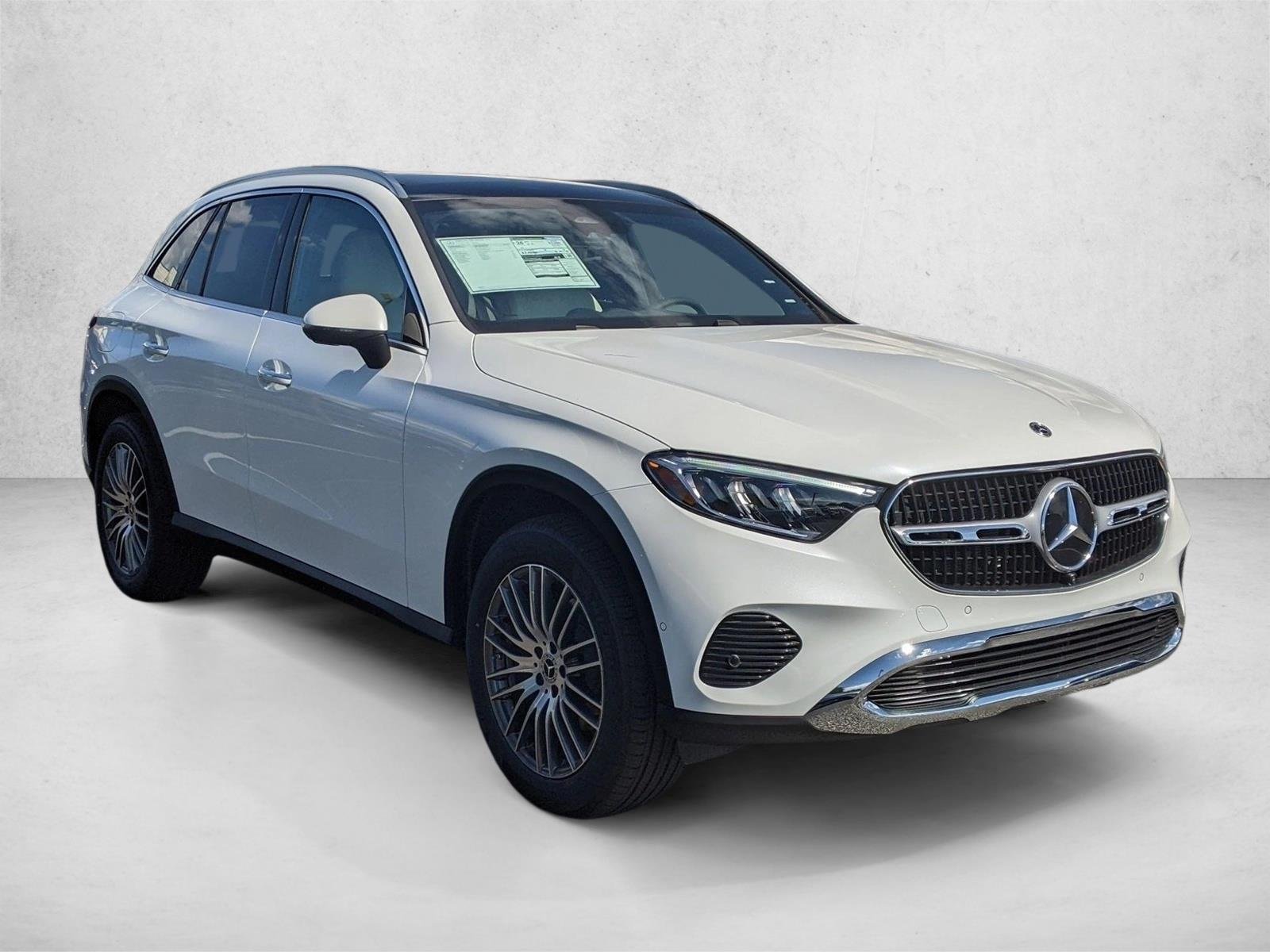 Certified Used 2026 Manufaktur Moonlight White Metallic Mercedes-Benz GLC 300 image 6