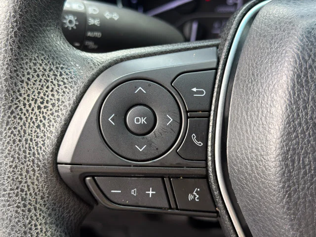 Used 2018 Blue Toyota LE image 24