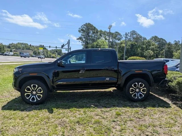 Used 2024 Onyx Black GMC AT4 image 3