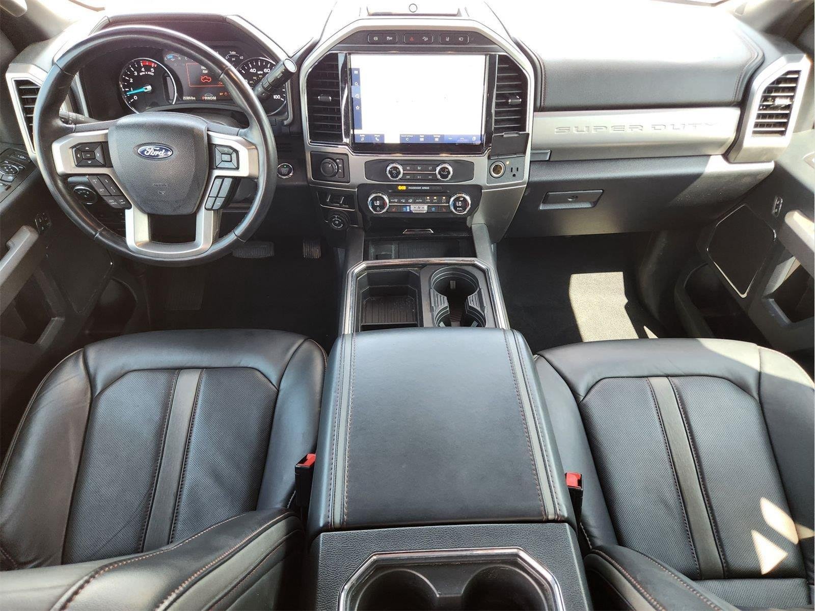 Used 2022 Star White Metallic Tri-Coat Ford Platinum image 26