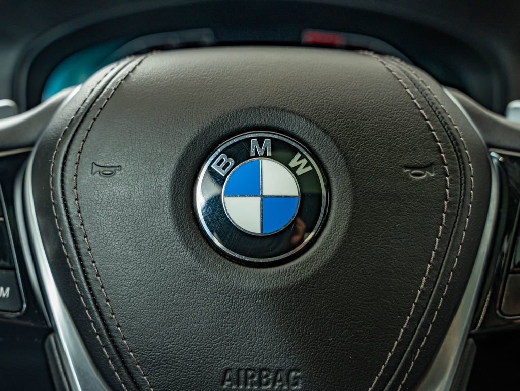 Used 2021 Jet Black BMW 530i xDrive image 24