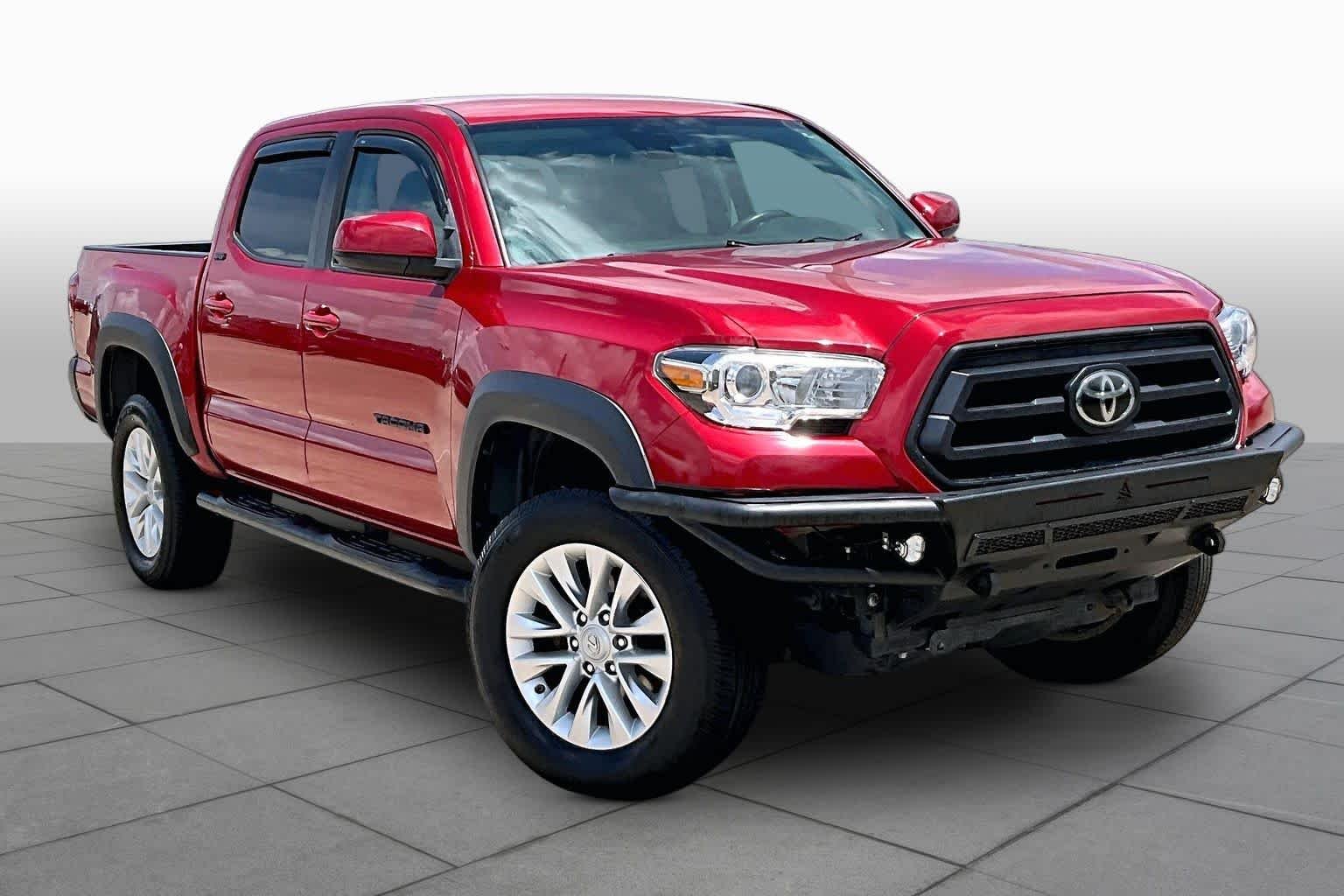 Used 2020 Barcelona Red Metallic Toyota SR5 image 3