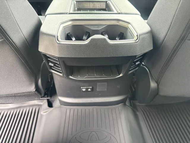 New 2026 Midnight Black Met Toyota SR5 image 17