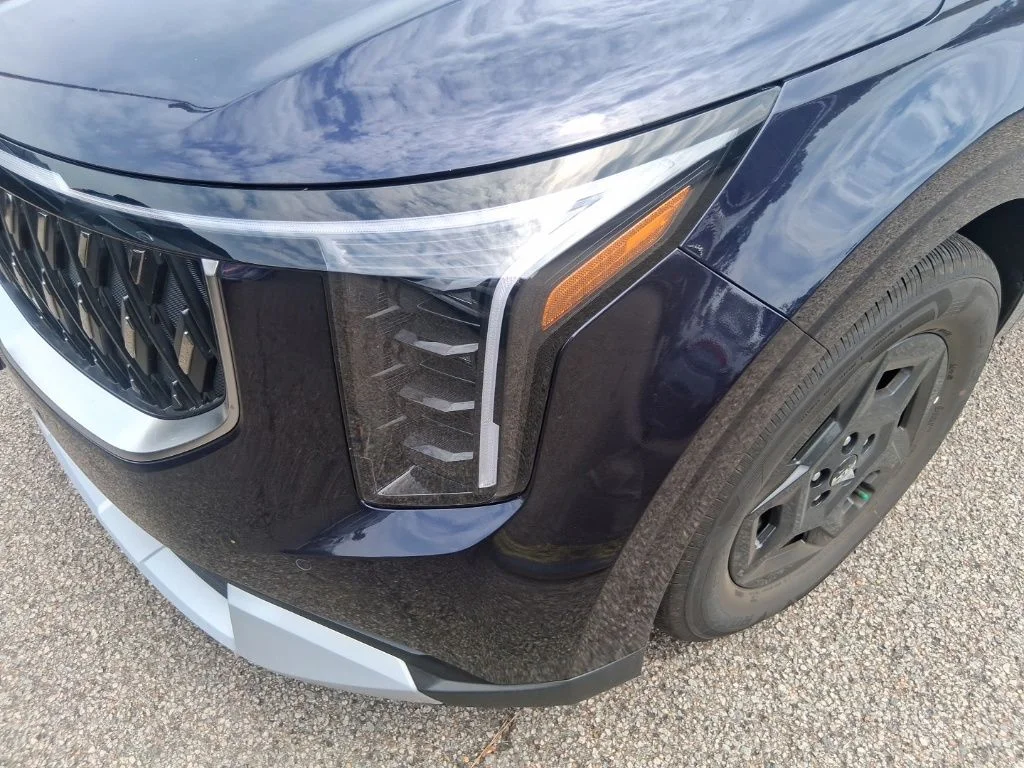 Used 2026 Blue Kia LXS image 14