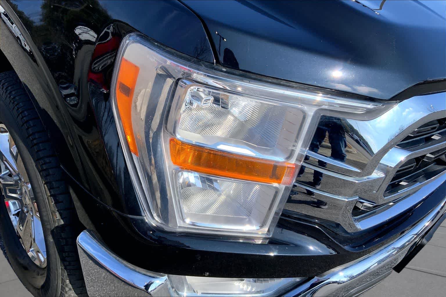 Used 2022 Agate Black Metallic Ford XLT image 34