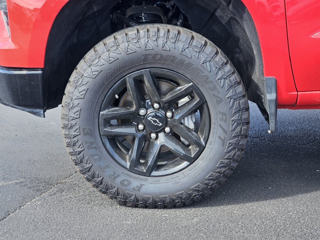 Used 2025 Red Chevrolet Custom Trail Boss image 10