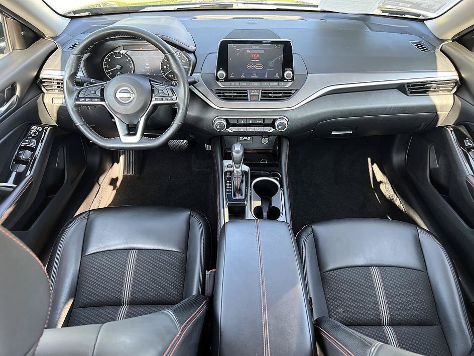 Certified Used 2024 Super Black Nissan 2.5 SR image 18