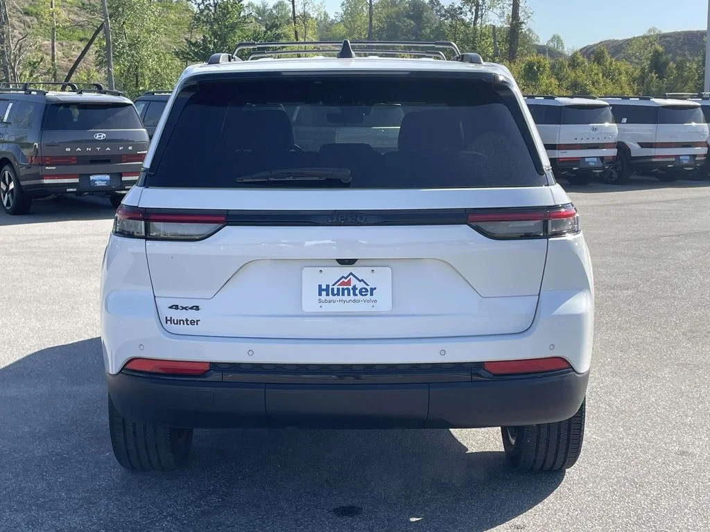 2025 Jeep Grand Cherokee Altitude - Photo 27
