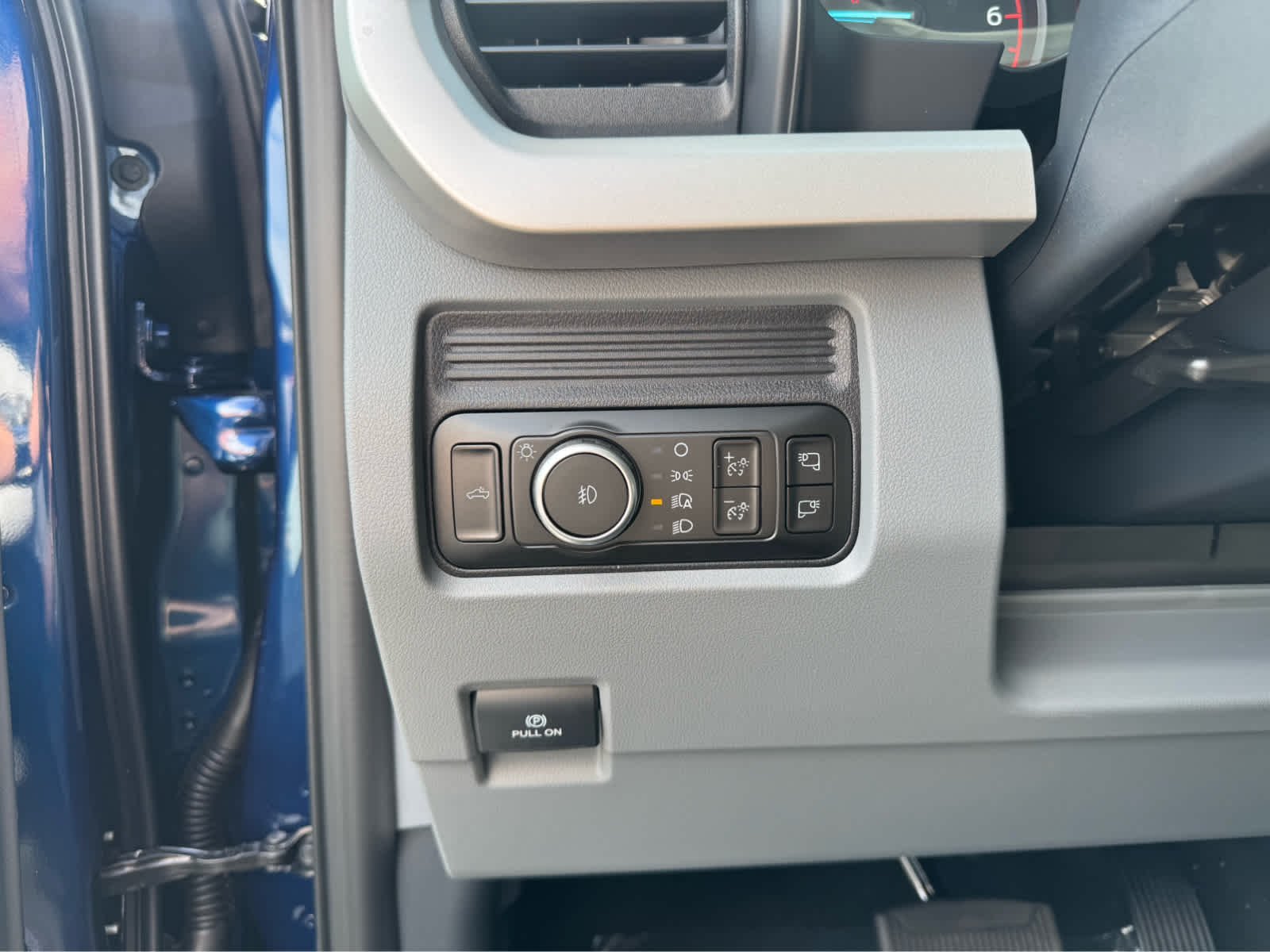 New 2027 Neptune Blue Ford XLT image 13