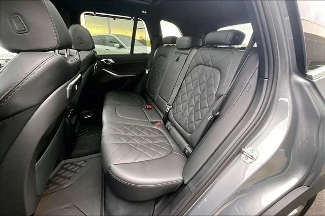 2026 BMW X5 50e - Photo 10