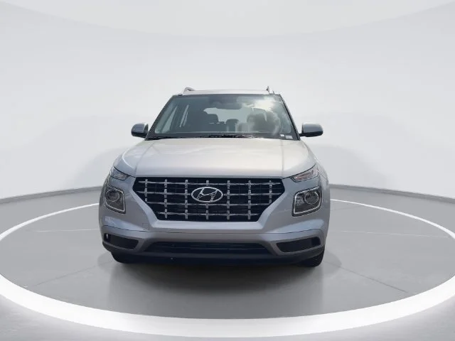 Used 2026 Silver Hyundai SEL image 3