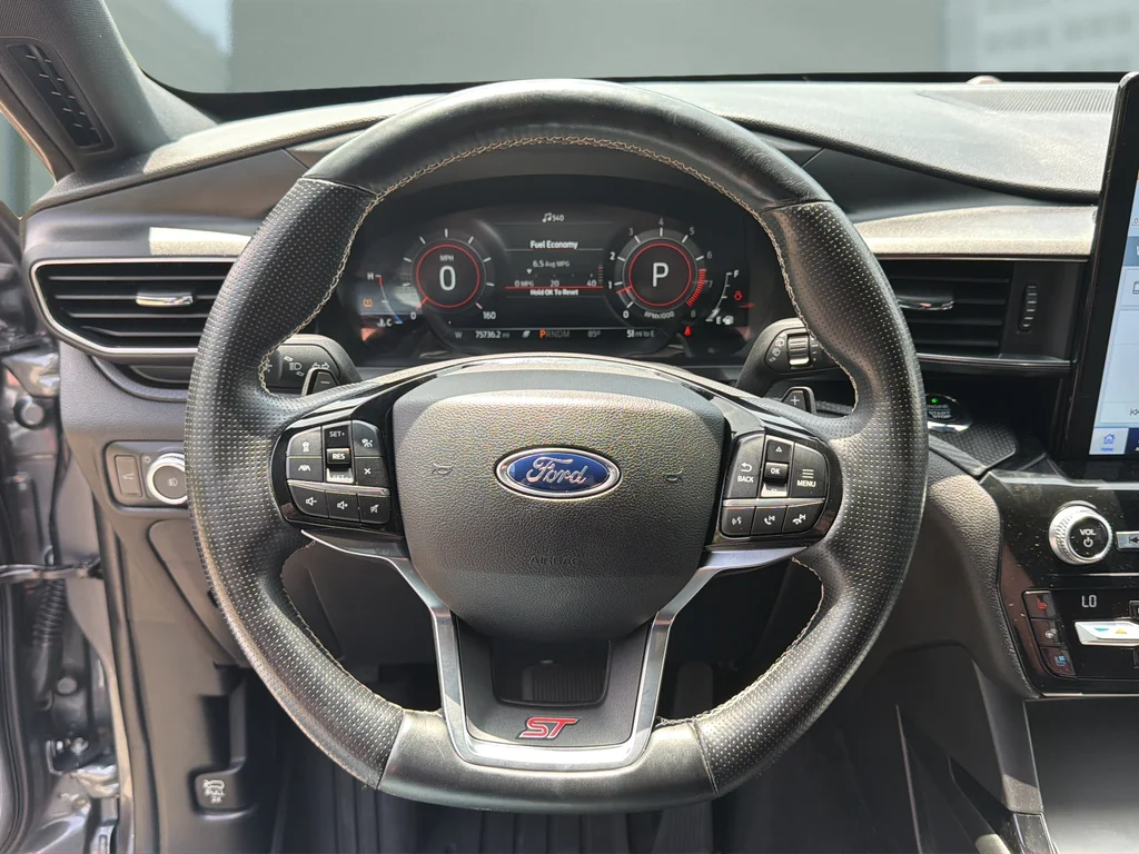 Used 2021 Gray Metallic Ford ST image 26