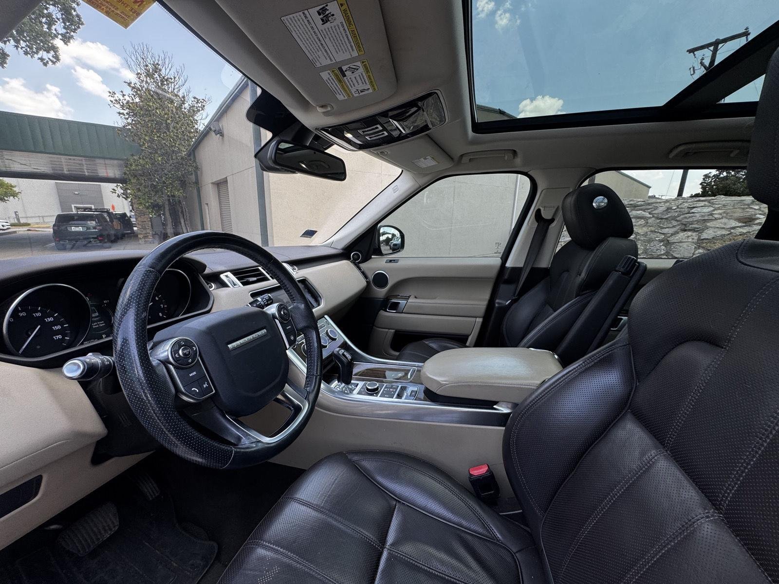 Used 2016  Land Rover V6 HSE image 14