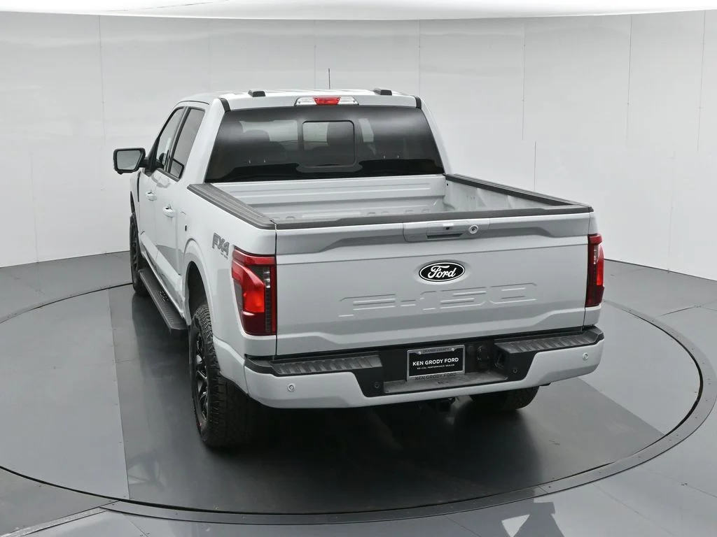 New 2026 Avalanche Ford XLT image 40