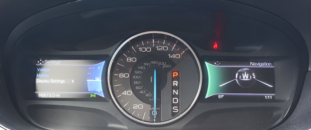 Used 2014 White Ford SEL image 20