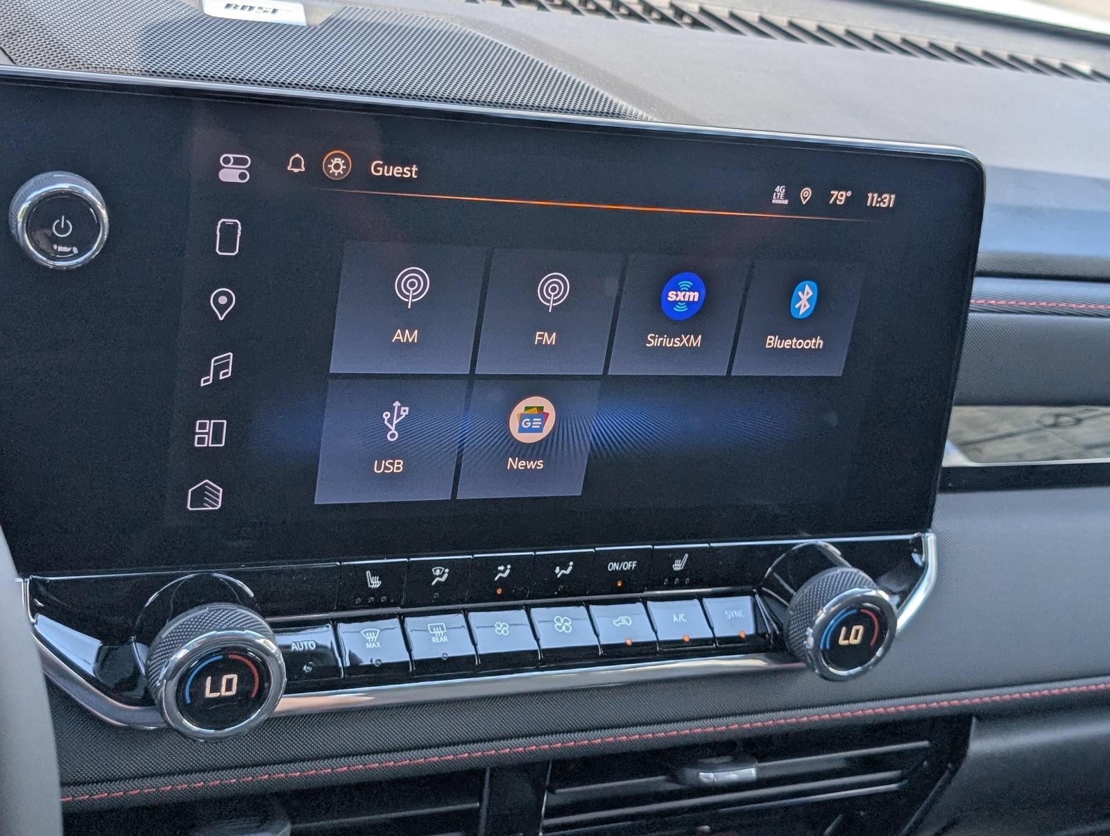 2026 Chevrolet Colorado Z71 - Photo 11
