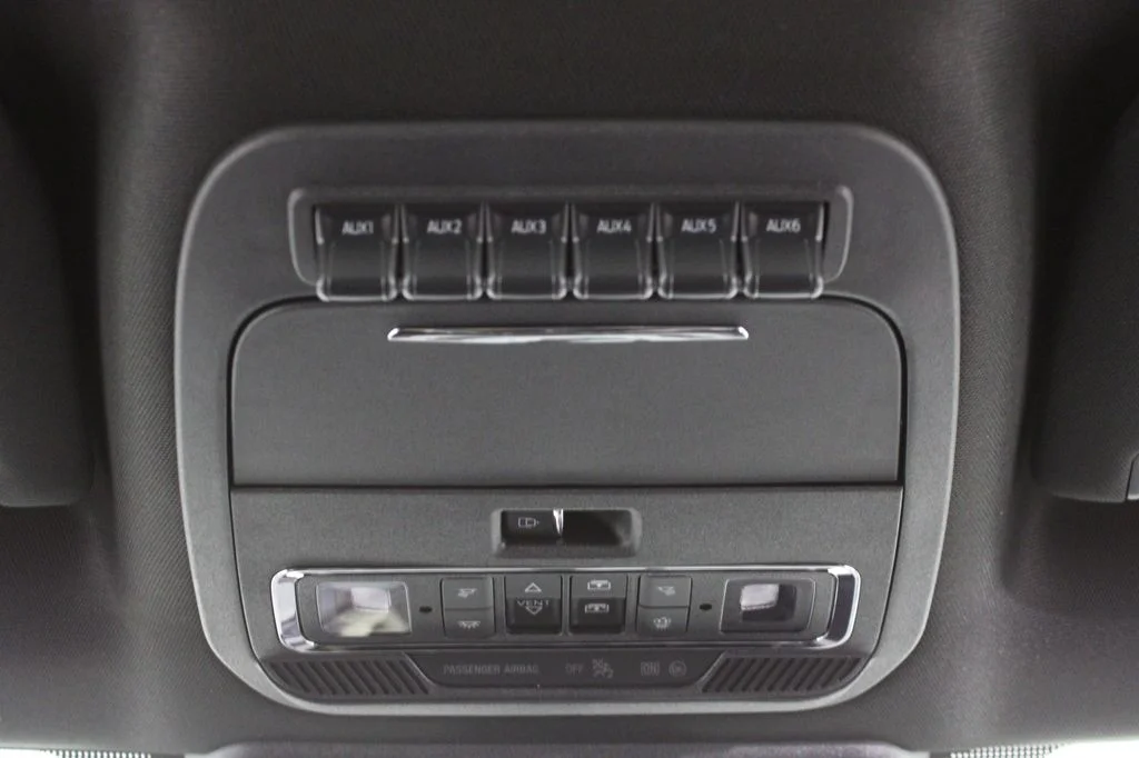 New 2026 White Ford Platinum image 22