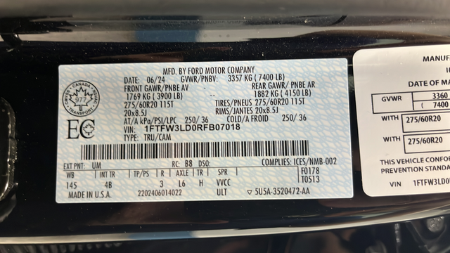 Used 2024 Agate Black Metallic Ford XLT image 26