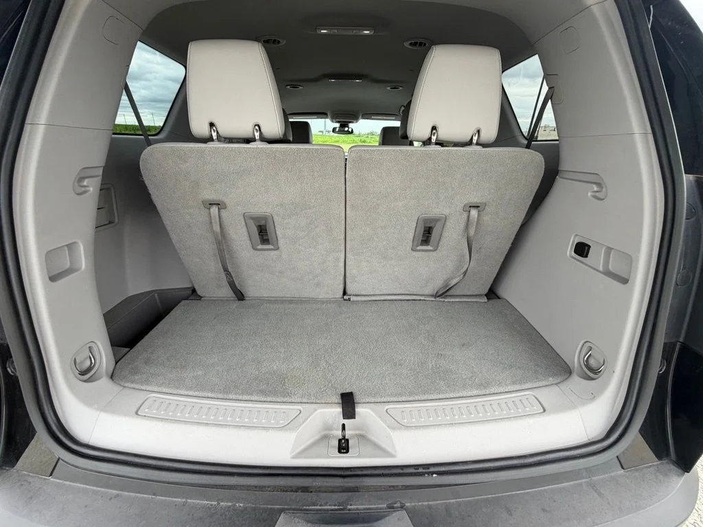 Used 2023 Black GMC SLT image 29
