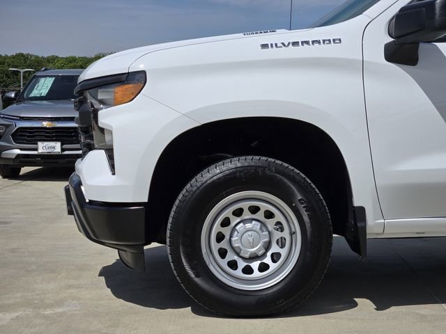 New 2026 Summit White Chevrolet WT image 7