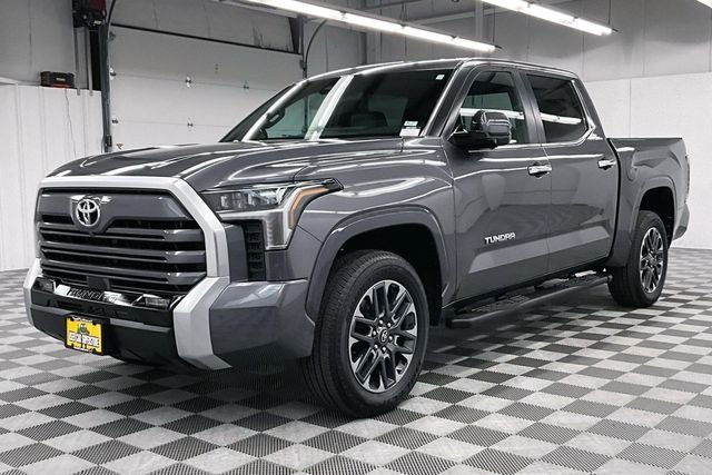 2025 Toyota Tundra Limited - Photo 13