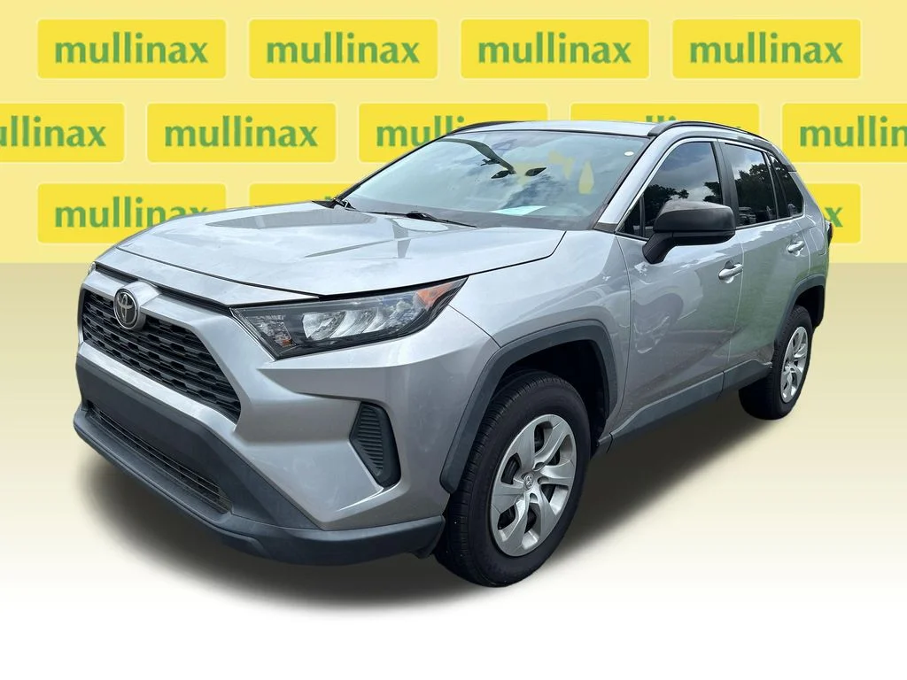 Certified Used 2020 Silver Toyota LE image 6