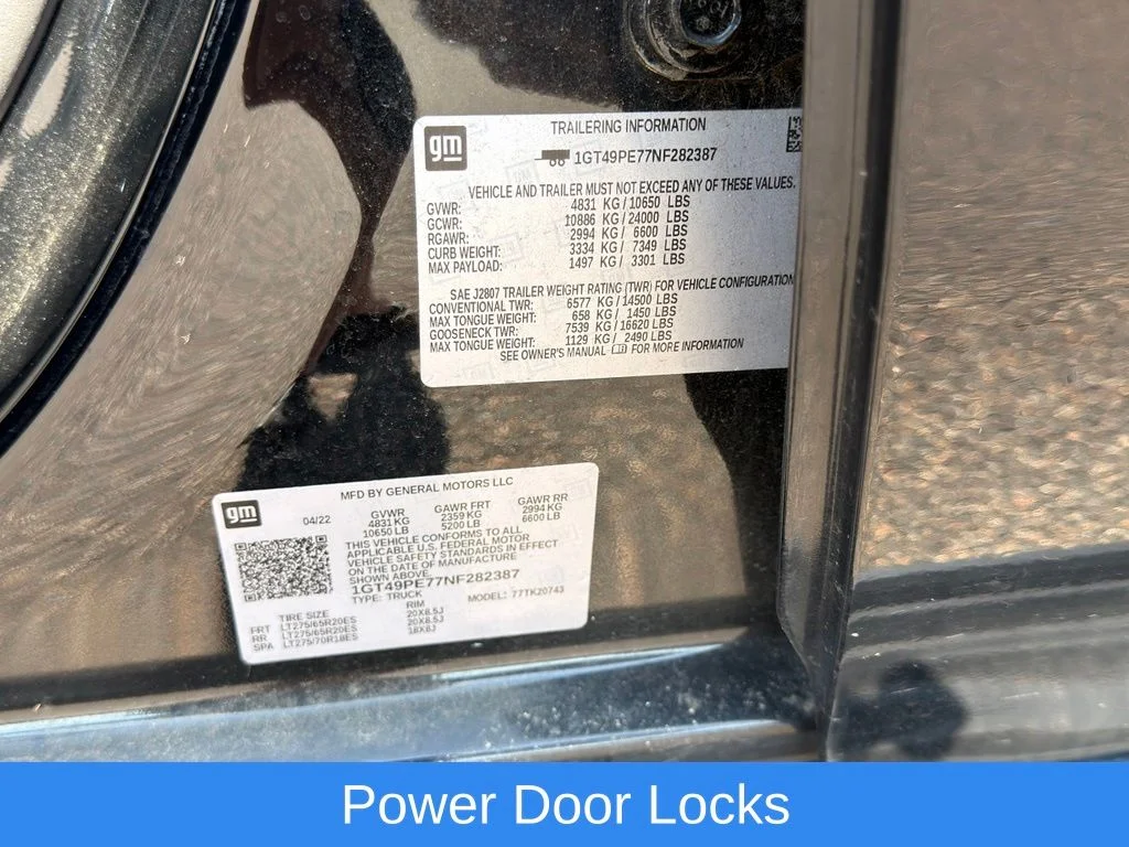 Used 2022 Black GMC AT4 image 30