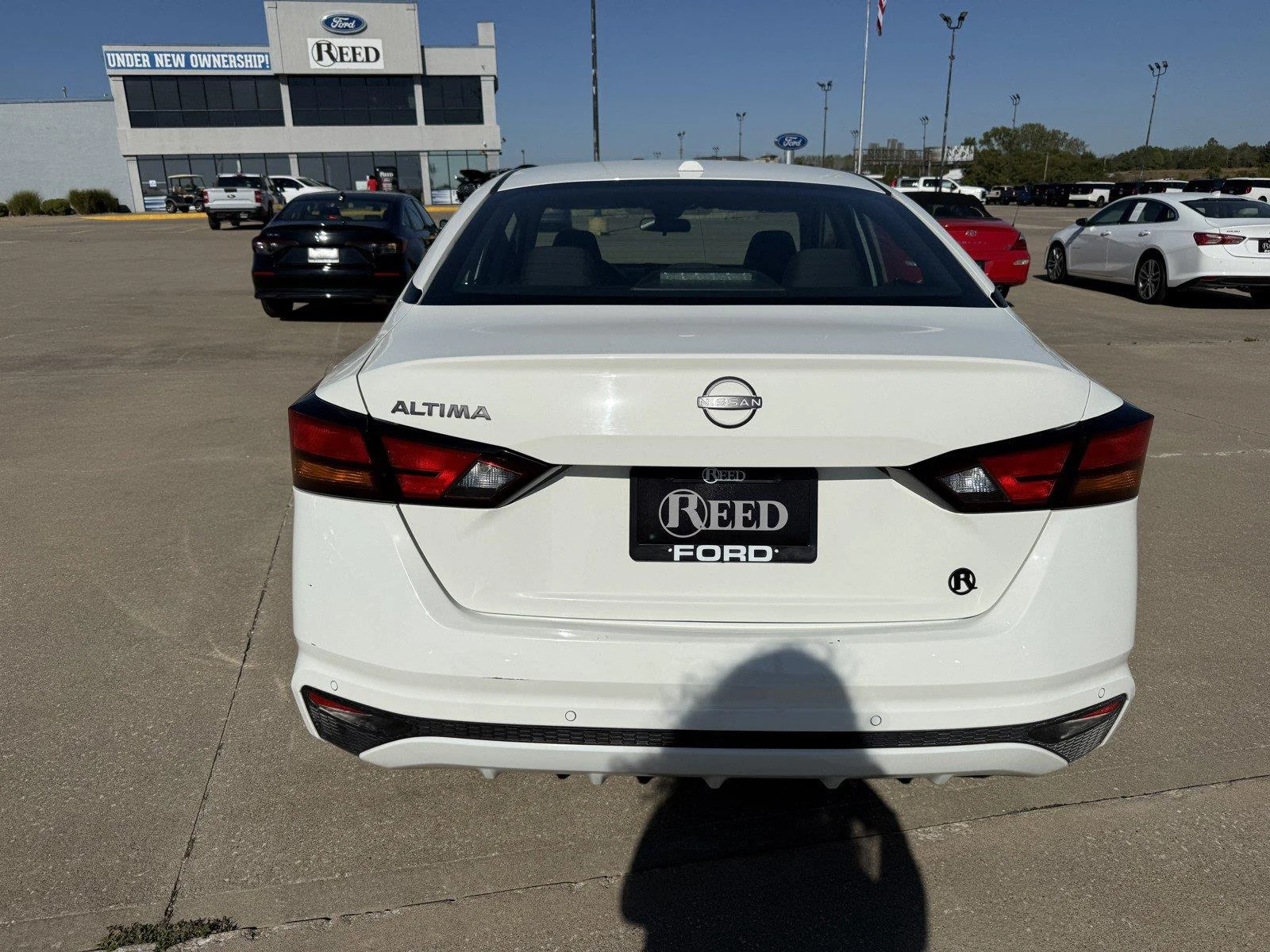 Certified Used 2025 Glacier White Nissan SV image 8