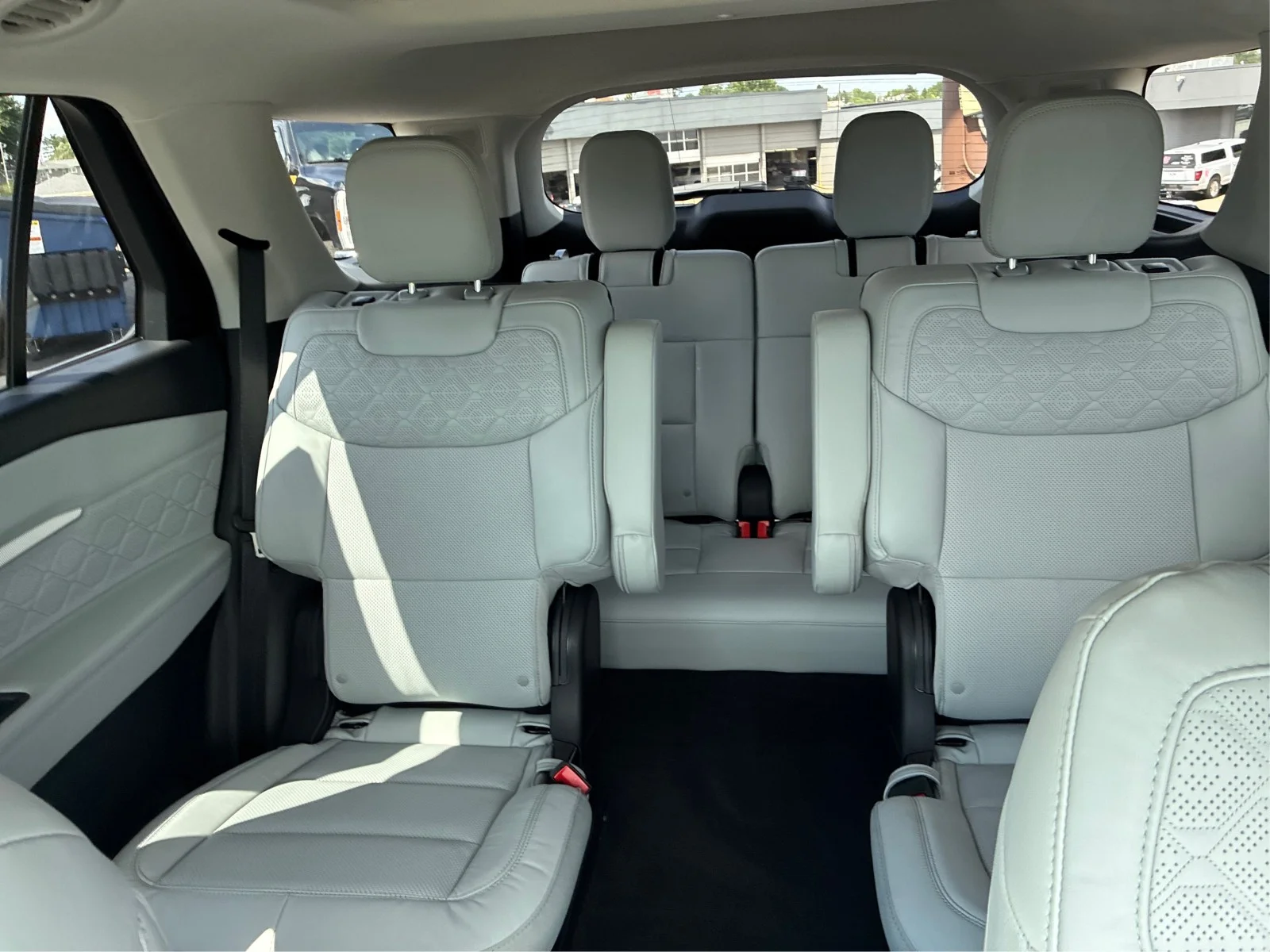 New 2026 Carbonized Gray Metallic Ford Platinum™ image 14