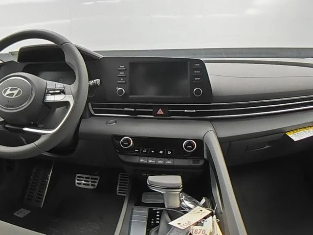 New 2026 White Hyundai SEL Sport image 34