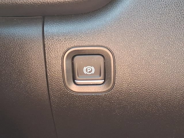 Used 2025 Downpour Metallic GMC Pro image 24