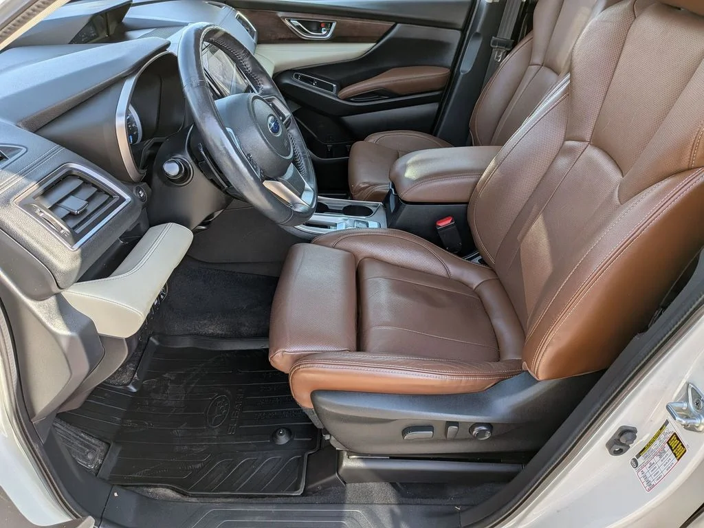Used 2022 White Subaru Touring image 11