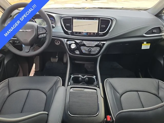 2026 Chrysler Pacifica Limited - Photo 9