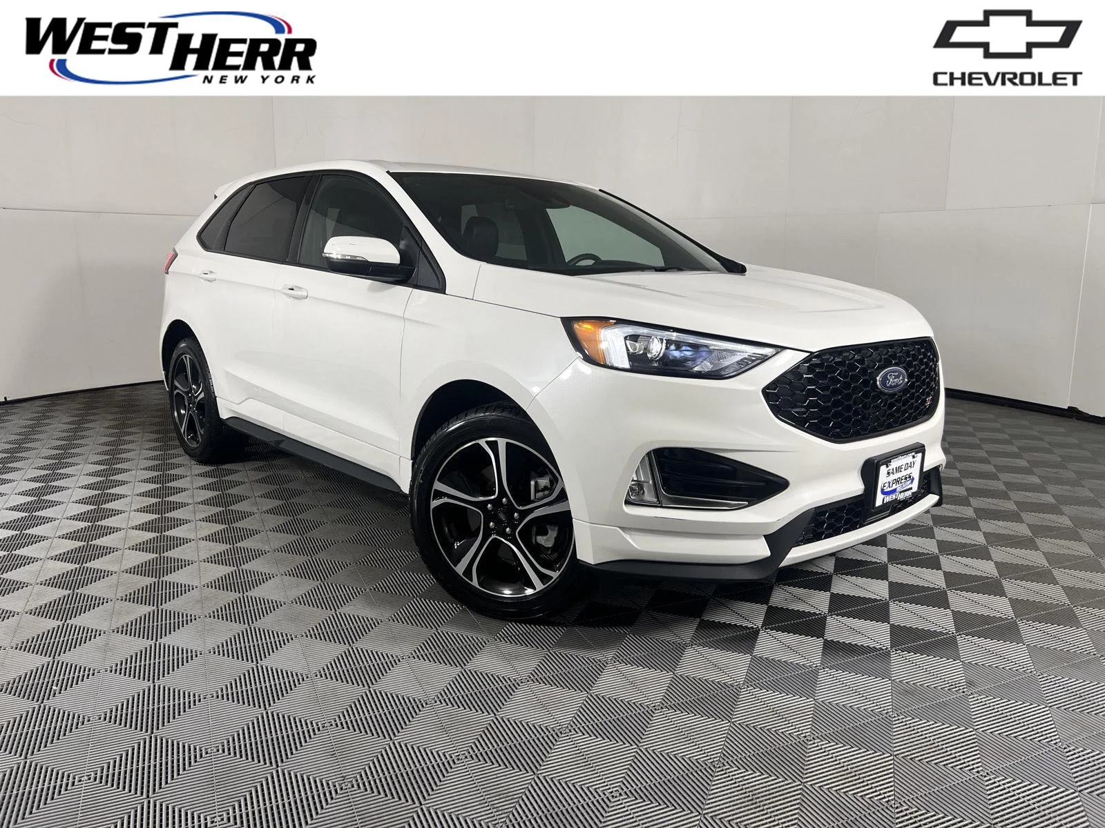 Used 2023 Wh Ford ST image 1