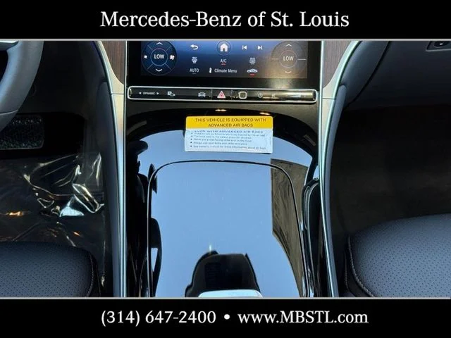 New 2026 Graphite Grey Metallic Mercedes-Benz GLC 300 image 9