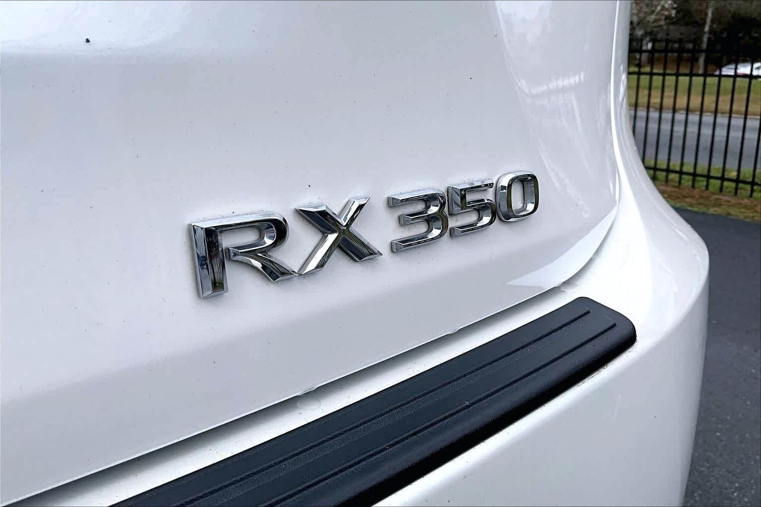 Used 2022 Eminent White Pearl Lexus  image 30