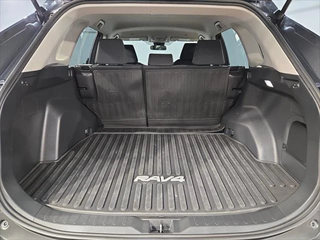 Certified Used 2025 MAGNETIC GRAY MET. Toyota  image 18