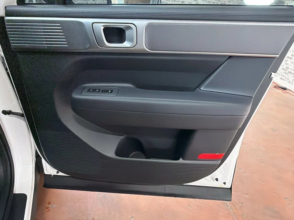 New 2027 Serenity White Hyundai SE image 12