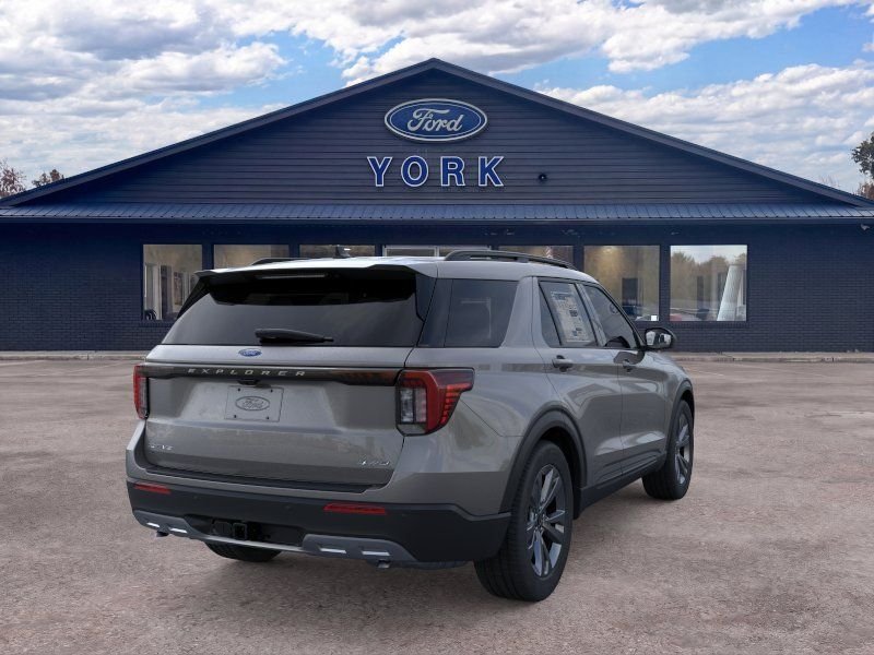 New 2026 Carbonized Gray Metallic Ford Active image 8
