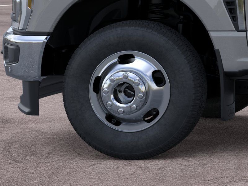 New 2026 Avalanche Ford F-350® Lariat® image 19