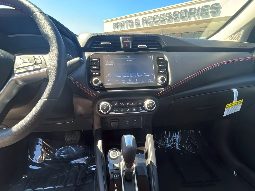 2025 Nissan Versa Sedan SR - Photo 29