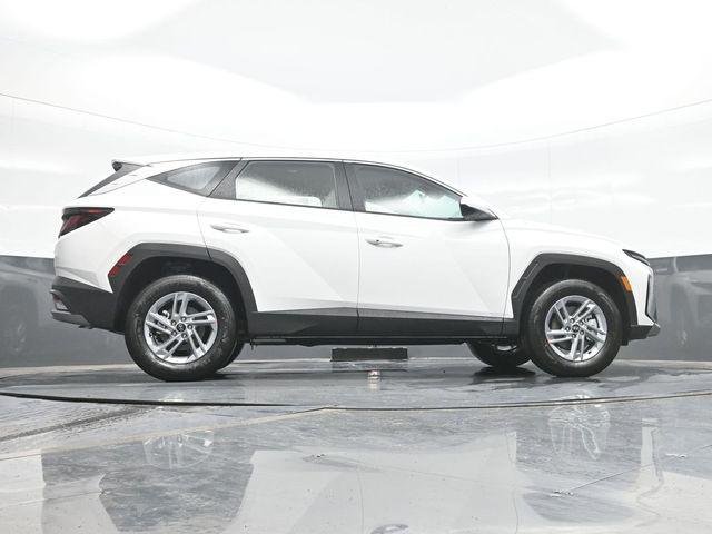 New 2026 White Hyundai SE AWD image 25