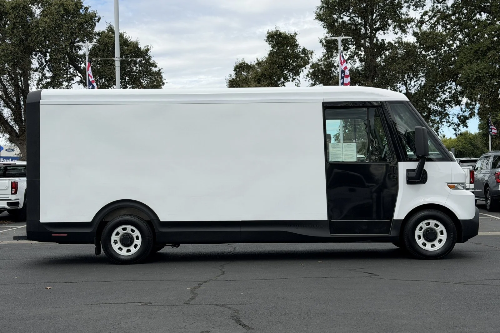 Used 2023 Chevrolet BrightDrop ZEVO 600 with VIN 2G5ZJ3HG4P9100486 for sale in Elk Grove, CA