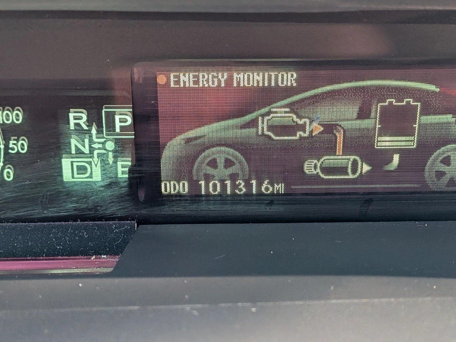 Used 2015 Winter Gray Metallic Toyota Two image 11