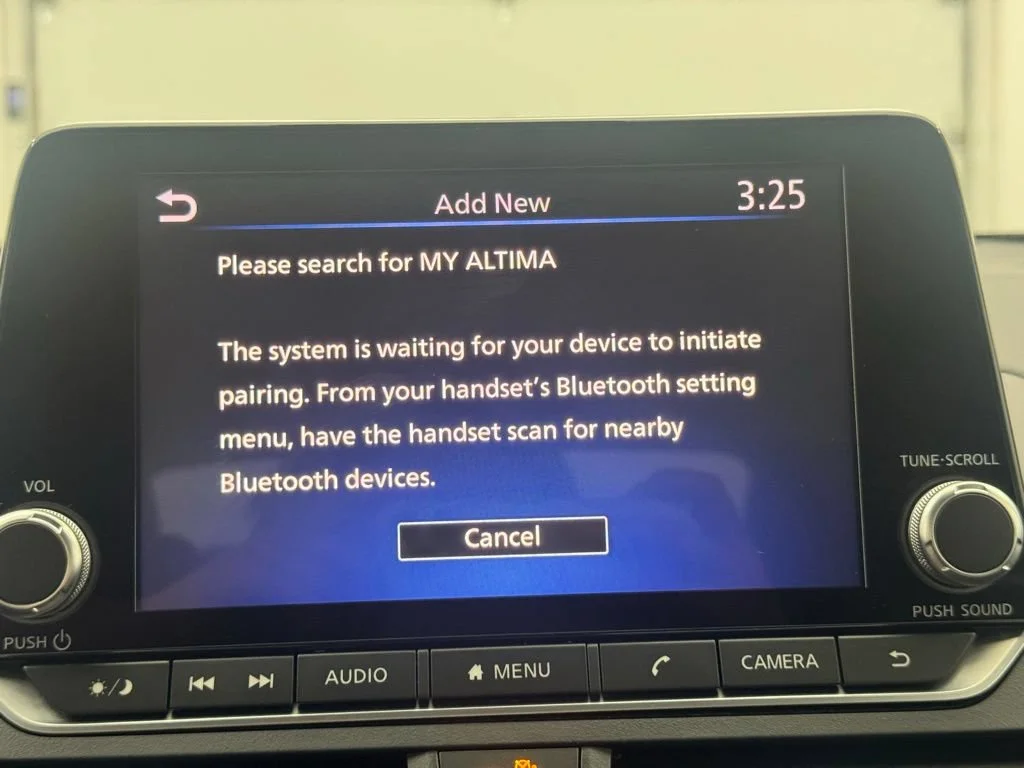 Used 2024 Red Nissan 2.5 SV image 21
